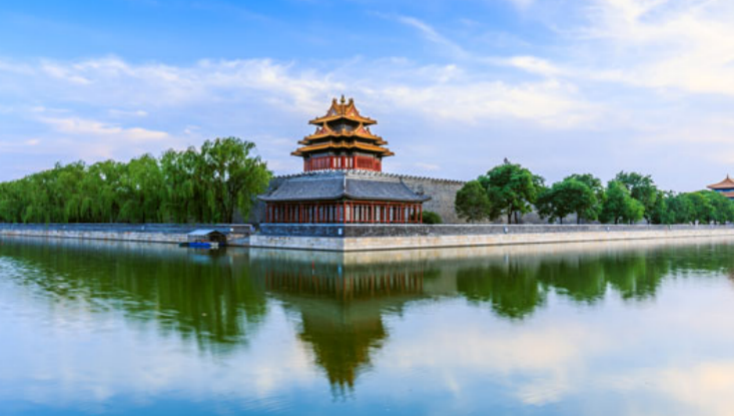 Which the season is pleasurable to tour around in Beijing?